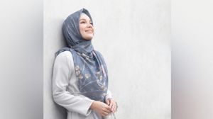 Ramadan, Dewi Sandra Ajak Letakkan Ponsel dan Lakukan Hal Ini
