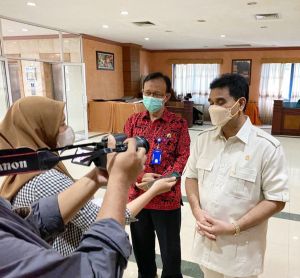 SAH Minta Produksi Vaksin Dalam Negeri Dipercepat Untuk Antisipasi Kebutuhan Tanah Air