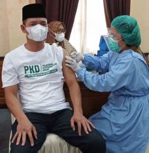 DPRD Muarojambi Suntik Vaksin Tahap II