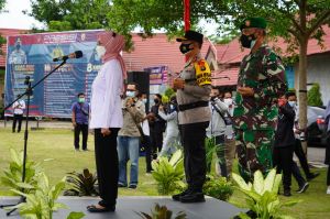 Pj Gubernur Jambi Didampingi Danrem dan Kapolda Pimpin Gelar Pasukan Operasi Ketupat Jaya 2021