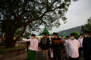 Subuh Berjamaah, Kang Emil – Anies Bicara Pertanian dan Pangan