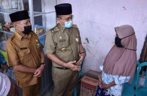 Wawako Dr Maulana serahkan etalase dan peralatan usaha Baznas Kota Jambi