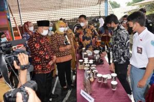 Pj.Gubernur Luncurkan Program Entrepreneur Muda Wujudkan Generasi Kreatif dan Berdaya Saing