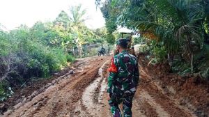 Dansatgas Apresiasi Kerja Keras Satgas TMMD Bangun Jalan Tembus Hubungkan Dua Kecamatan