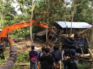 Polda Jambi Tetapkan 10 Orang Pelaku Pengeboran Minyak Ilegal Jadi Tersangka