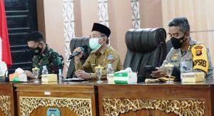 Edukasi Masyarakat Pentingnya Vaksin, Mashuri Warning Camat, Lurah Agar  Realisasi Vaksin Digenjot