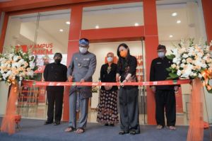 Resmikan Kampus UMKM Shopee Ekspor, Ridwan Kamil: Cetak 100 Ribu Eksportir Tahun Sepan