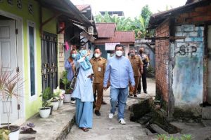 Terima Keluhan Sering Banjir di RT19 Murni,  KFA Ajak PUPR Cek Lokasi