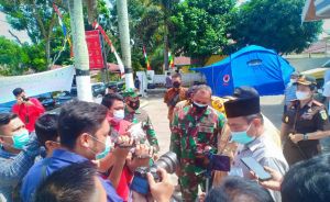 Dandim Bersama Forkopimda Merangin Sambut Kunjungan Danrem Pantau Tempat Isolasi