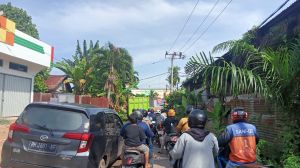 Penutupan Jalan Dalam Kota Jambi Malah Buat Kemacetan Di Jalan Tikus 