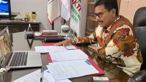 SAH Perjuangkan Vaksin Dosis Ketiga Untuk Nakes Di Jambi Yang Baru Satu Persen