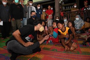 Sambangi Warga SAD di Sarolangun, Mendikbudristek RI : Nama Saya Nadiem