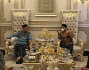 Dahsyat, SAH Bahas Ekonomi Pertahanan Dengan Staf Khusus Menhan