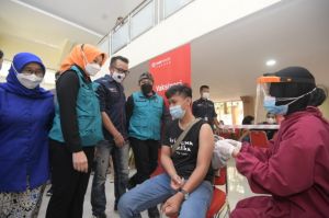 Vaksinasi Kolaborasi Sasar Pelajar dan Masyarakat Umum