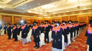 Lulusan Perdana UNH Dituntut Kontribusi Dalam Kemajuan Jambi, Wagub : Harus Bermental Pemenang