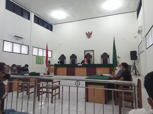PN Tanjabtim Tolak Gugatan Praperadilan Nurkholis Ketua KPU Tanjabtim   