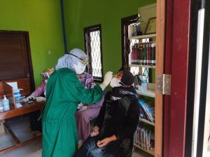 Sebelum Kegiatan PWN Jambi, Masyarakat di Lima Desa Bakti Jalani Swab Antigen