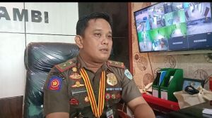 Masih Banyak Pedagang Nakal Yang Berjualan Dipinggir Jalan OKP, Ini Kata Mustari