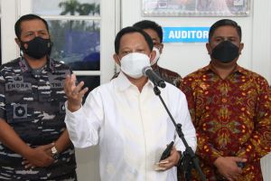 Hadapi Varian Omicron, Mendagri Minta Masyarakat Tak Panik dan Perketat Prokes