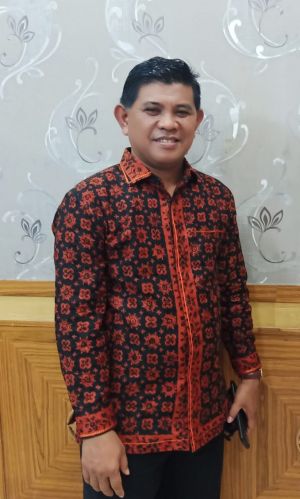 Gusdur dan Demokrasi (Keteladan dalam Pikiran dan Tindakan)