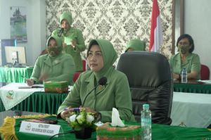 Ketua Persit KCK Koorcabrem 042 Gelar Pertemuan Gunakan Zoom Meeting