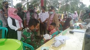 Bupati Dampingi Danrem Pantau Vaksinasi Anak, Brigjen TNI M Zulkifli: Pastikan Sehat Semua