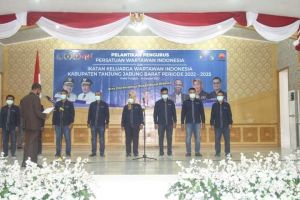 Hairan Beri Apresiasi Pelantikan Pengurus PWI Tanjab Barat Periode 2022 - 2025 Sukses