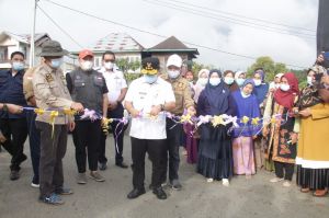 Al Haris Resmikan Ruas Jalan Danau Pauh Rantau Kermas