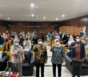Dahsyat ! SAH Fasilitasi Umkm Jambi Tentang Obat Dan Makanan Aman