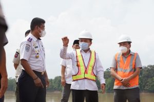 Pelabuhan Desa Tenam Jadi Solusi Pemprov Jambi, Urai Kemacetan Akibat Angkutan Batubara