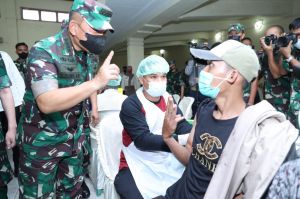 1000 Vaksin, Sinergi TNI AD dengan Kimia Farma