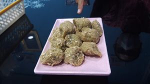 Uniknya Pempek Klepon dari Pempek Balap, Cukanya Didalam Langsung 