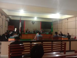 Hakim Minta Saksi Apif Firmansyah Terbuka, Ini Cerita Berulang