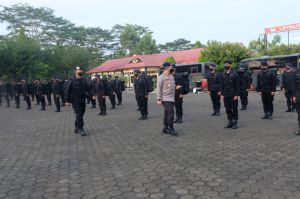 Polda Jambi Berangkatkan 105 Personel Sat Brimob ke Polda Metro Jaya