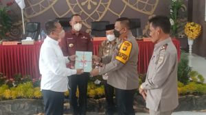 BPN Serahkan Sertifikat Tanah Polri, ke Polda Jambi 