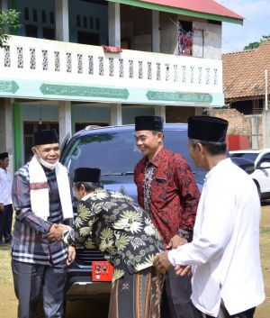 Pj Bupati Aspan Hadiri Tasyakuran Ponpes Darul Ulum