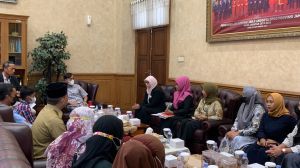 Ditolak dari Rumah Sakit di Jambi, Ratu Bawa Penyandang Thalasemia ke Ketua DPRD