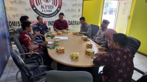 Jalin Silaturahmi, Komisioner Komisi Informasi Provinsi Jambi Sambangi KPID