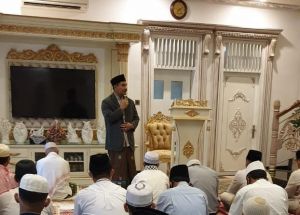 Tausiyah Jumat, SAH Minta Kader Gerindra Jadi Pribadi Yang Melayani