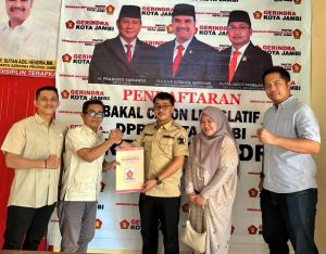 Mendapatkan restu SAH, Ihsan Maulana Putra Daftar Caleg di Gerindra 