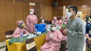 Kunjungan Kerja Spesifik DPR, SAH Lakukan Pengawasan Vaksin Booster