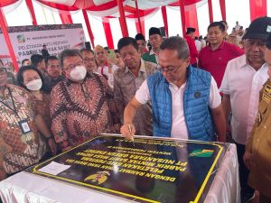 Dukung Koperasi Petani Sawit Kelola Pabrik Kelapa Sawit