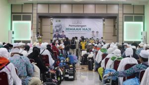 457 Jamaah Haji Kloter 11 Tiba di Asrama Haji Jambi 