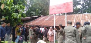 Breaking News : Warga Berontak, Larang Pemprov Jambi Pasang Plang Tanah dengan Pengawalan KPK 