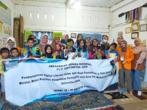 Tim PKM FKIP UNJA Tingkatkan Literasi Digital Anak Prasejahtera di Pulau Pandan Jambi
