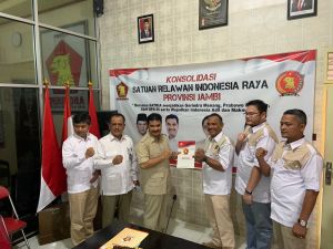 Pesan SAH Saat Serahkan SK Satria Jambi, Jalankan Amanah Ajak Pemuda Menangkan Prabowo