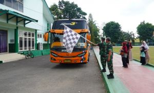 Danrem 042/Gapu Lepas Kontingen Sepak Bola Liga Santri Nasional yang Akan Bertanding di Bandung
