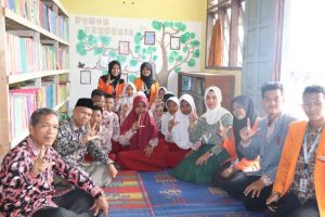 Desa Cendikia UNJA : Program Peningkatan Literasi Masyarakat Desa Rantau Puri Batanghari