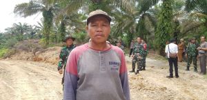 Belasan Hektar Tanah Dihibahkan Warga Untuk Jalan TMMD