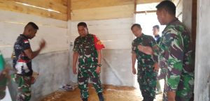 Dansatgas TMMD Kol Inf Marsal Denny Cek Pembangunan RTLH di Desa Kembang Seri Baru